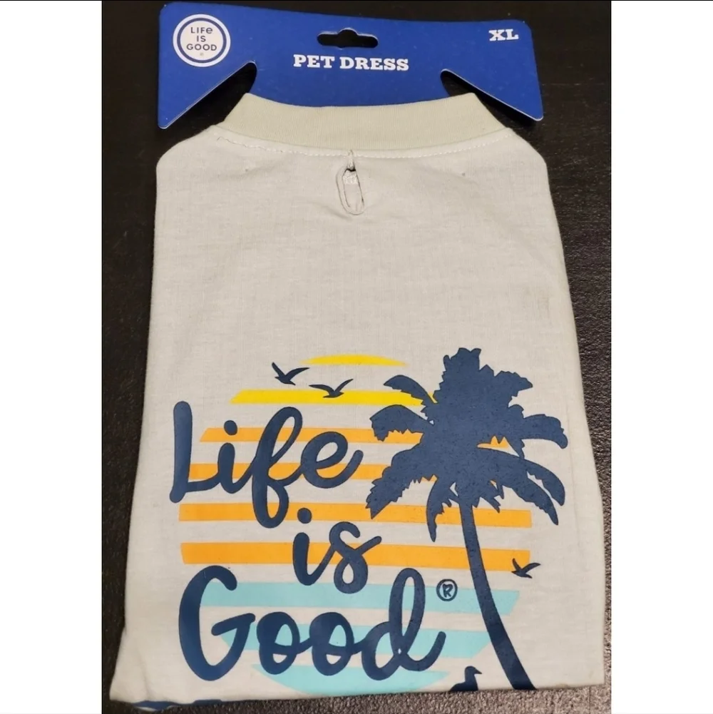 New with tags. Life Is Good Sun Palm Tree Dog Pet Dress W/Leash Hole Green Sz XL